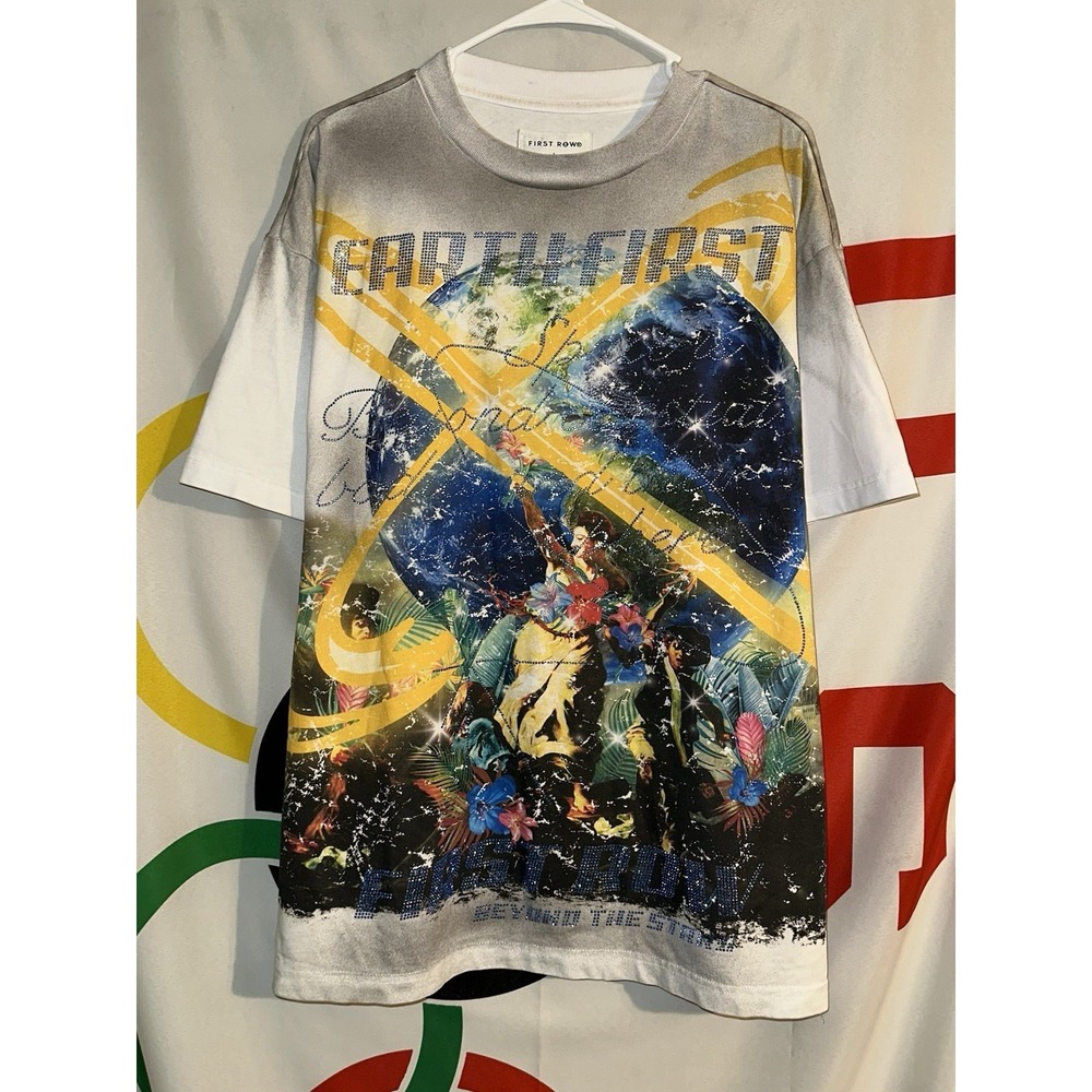 First Row T Shirt Mens Large Studded Rhinestones Graphic Tee Boxy Earth